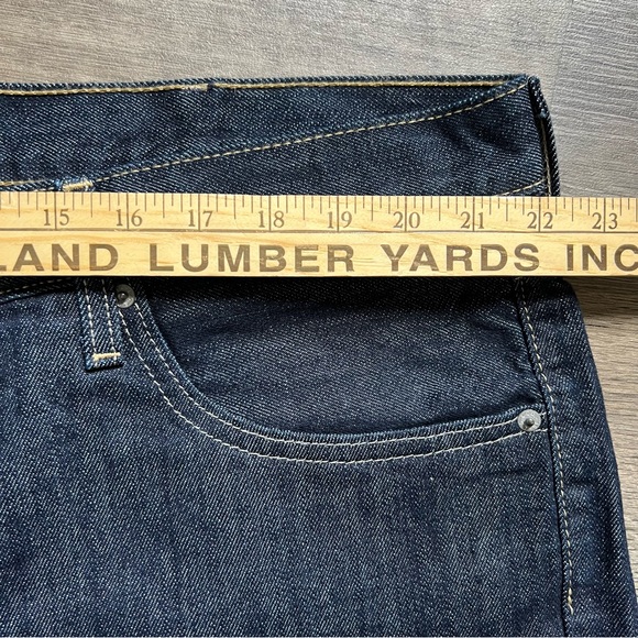 Levi's Men's 559 Relaxed Straight Fit Jeans size 44x32 - Picture 6 of 7